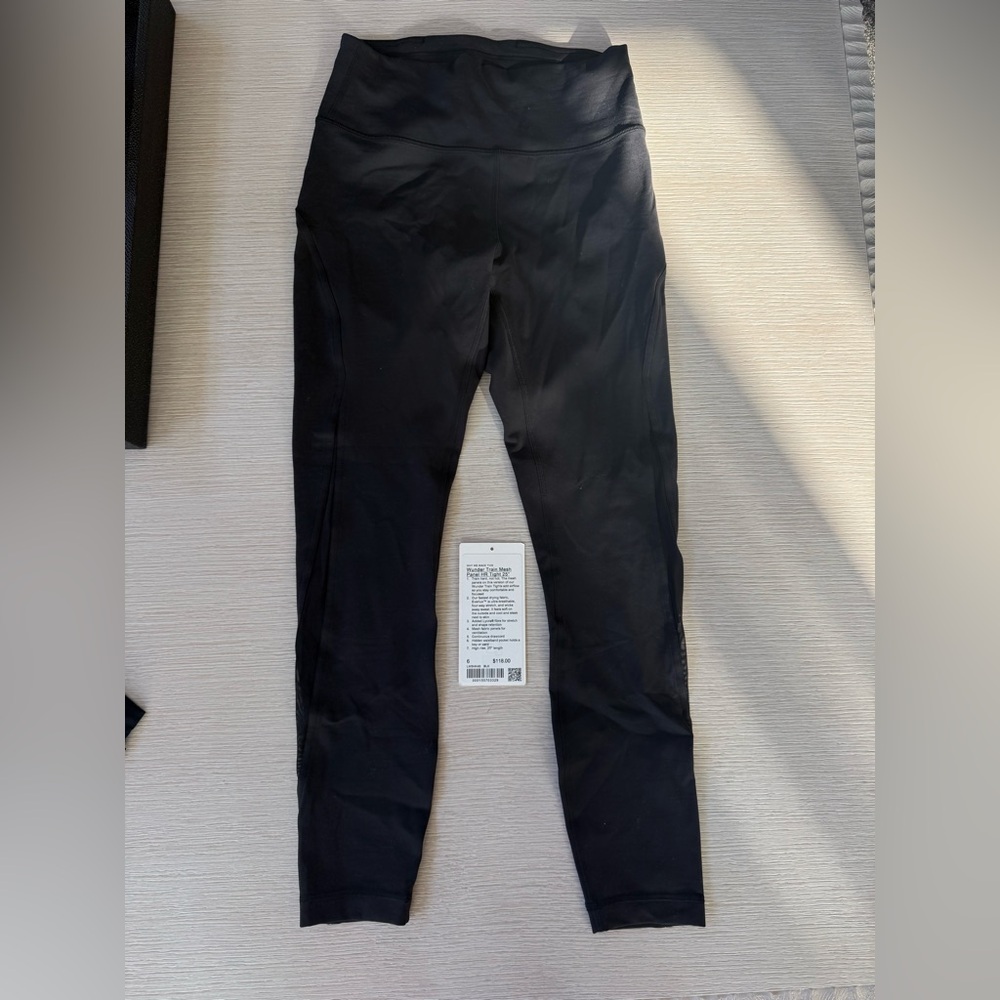 Lululemon Wunder Train Mesh Panel Tight 25”